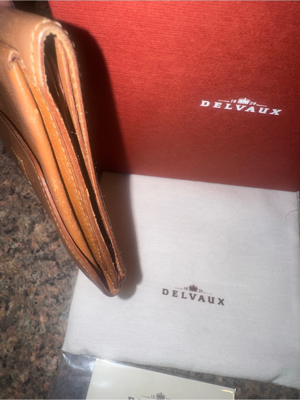 Delvaux Leather compact Wallet full inclusion with COA. - Picture 7 of 11